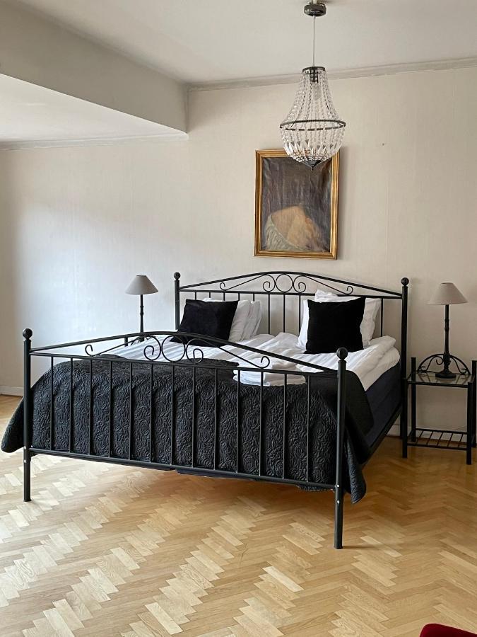 Отель Boersen Annex Висбю Экстерьер фото